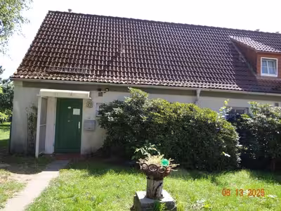 Wohnungseigentum (Reihenendhaus) in Haubentaucherweg 20, 22119 Hamburg-Billstedt - Bild 1