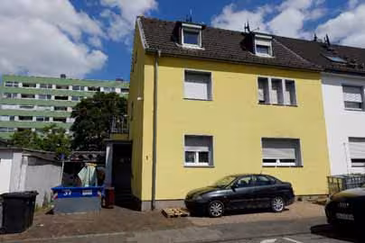 Garage, Doppelhaushälfte in Wesseling - Bild 1