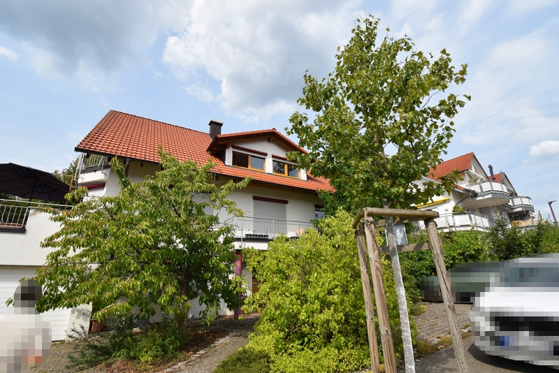 Wohnhaus mit Doppelgarage in Abtsgmünd - Bild 2