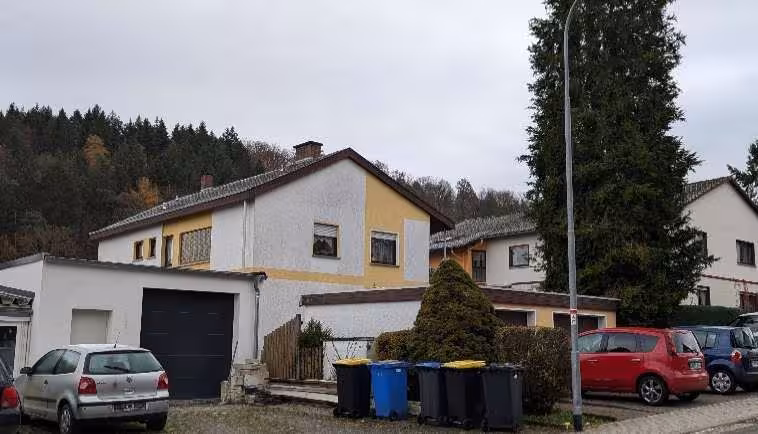 Einfamilienhaus, Zweifamilienhaus, Garage in Solms - Bild 6