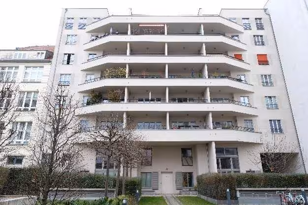Eigentumswohnung (3 bis 4 Zimmer), sonstiges Teileigentum (z.B. Keller, Hobbyraum) in Berlin - Bild 2