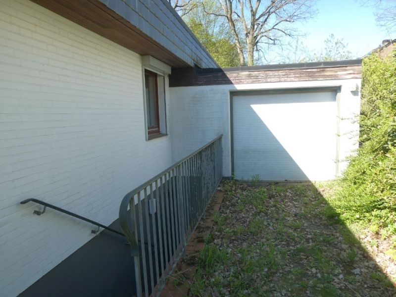 Einfamilienhaus mit Garage in Hamburg - Bild 3