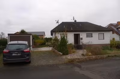 Einfamilienhaus in Hohlweg 3, 34582 Borken, Nassenerfurth - Bild 1
