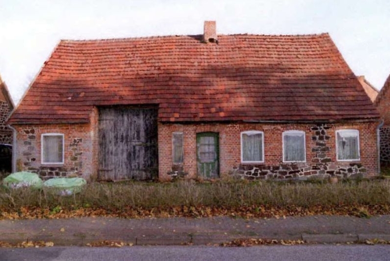 Wohnhaus mit Garagengebäude in Ludwigslust - Bild 4