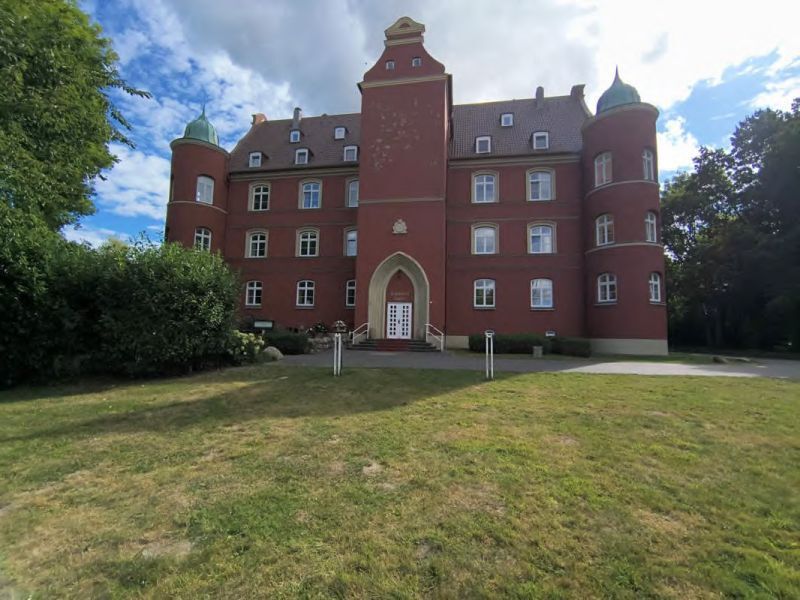 Schloss Spyker in Bobbin - Bild 1