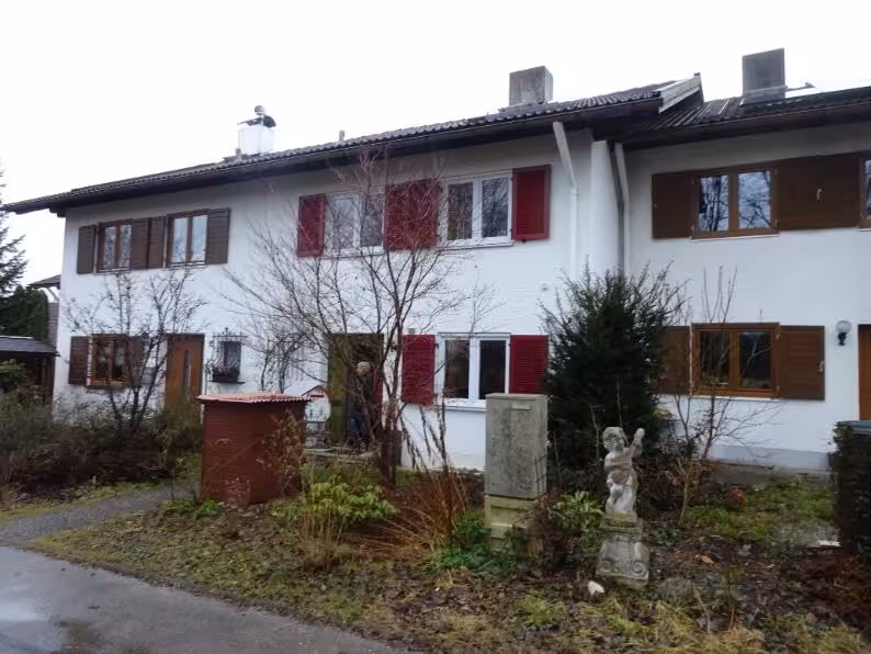 Reihenhaus, unbebautes Grundstück, Garage in Weilheim in Oberbayern - Bild 2