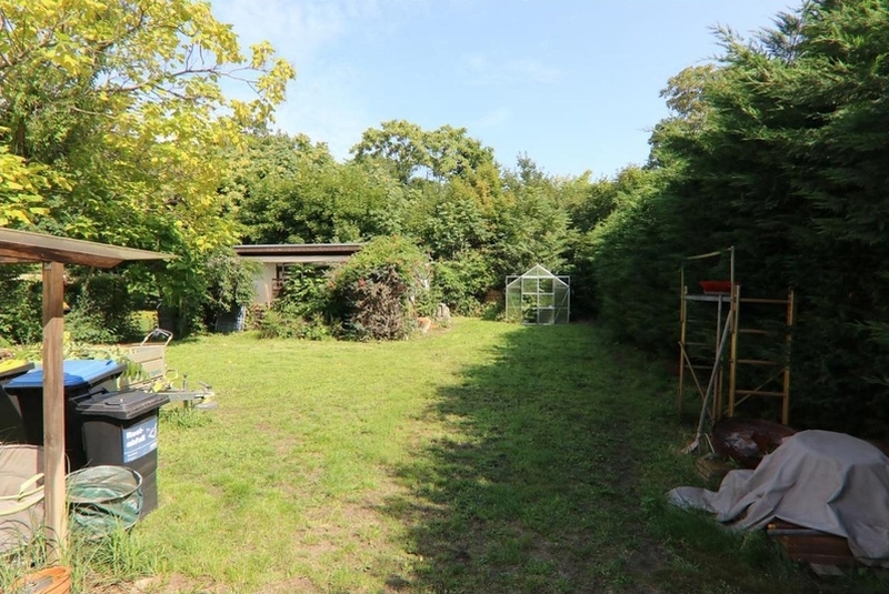 Wohngebäude mit Nebengebäuden in Cottbus - Bild 3