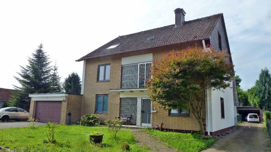 Dreifamilienhaus in Leopoldshöhe - Bild 1