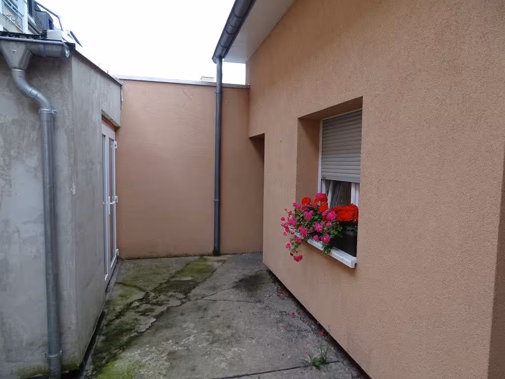 Wohn-/Geschäftshaus, Reihenhaus, Kfz-Stellplatz in Leverkusen - Bild 4