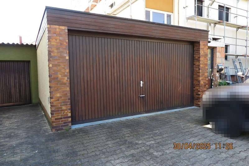 Zweifamilienwohnhaus mit Pkw-Garage in Nebringen - Bild 2