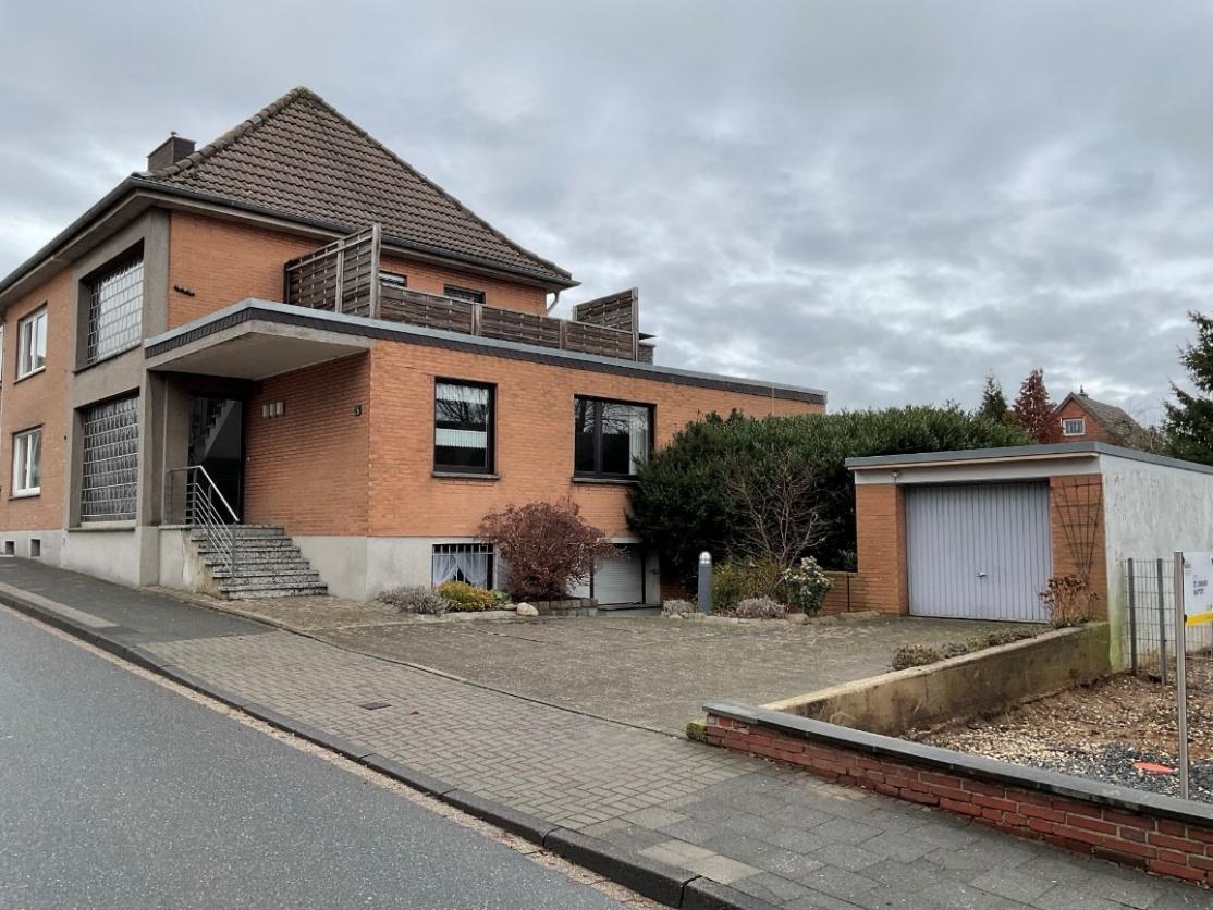 Zweifamilienhaus, Garage, Gartenhaus in Wassenberg - Bild 2