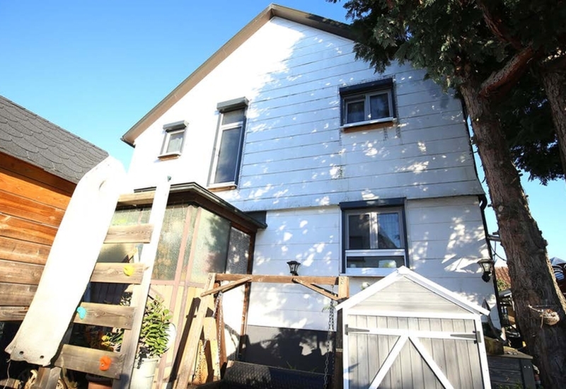 Zweifamilienhaus mit Garage in Salach - Bild 3