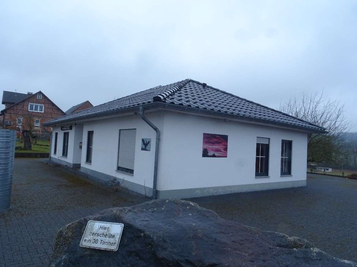 Einfamilienhaus in Großroppershausen - Bild 2