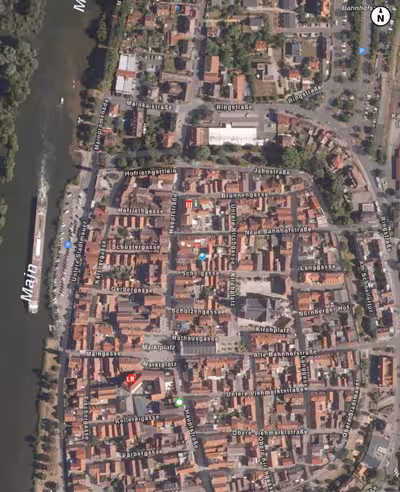 Grundstück bebaut mit denkmalgeschütztem Wohnhaus; Grundstück bebaut mit Anbau in Schulgasse 3, 97753 Karlstadt - Bild 2