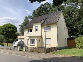 Zweifamilienhaus in Holsener Straße 30, 33154 Salzkotten, Schwelle - Bild 4