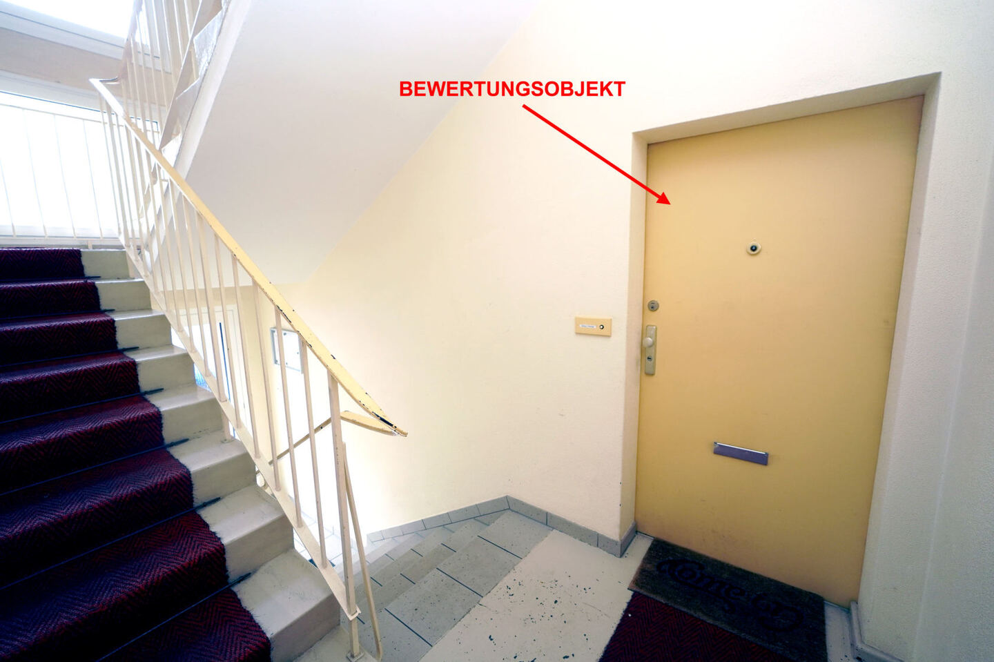 Eigentumswohnung (1 bis 2 Zimmer), Wohnung räumlich unterteilt, Balkonzimmer nur von Nachbarwohnung zugänglich in Berlin - Bild 1