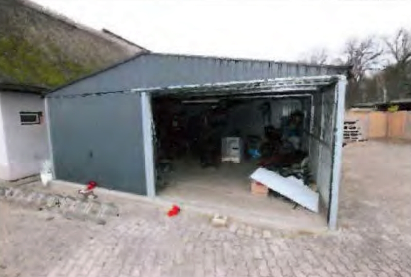 Wohn-/Geschäftshaus mit Doppelgarage in Korswandt - Bild 2