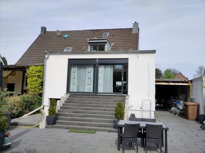 Garage, Doppelhaushälfte in Barschbleek 22, 47877 Willich, Schiefbahn - Bild 2