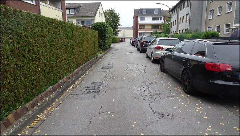 Mehrfamilienhaus, Garagenzeile (7 von 10 Garagen) in Waltrop - Bild 4