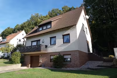 Ein- bis Zweifamilienhaus in Bergstraße  41, 96237 Ebersdorf b. Coburg - Bild 1