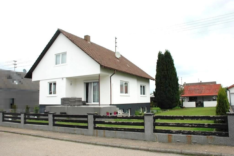 Einfamilienwohnhaus mit Nebengebäude in Felldorf - Bild 4