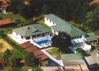 Wohnhaus/Gasthof in Kapellenweg 5, 93476 Blaibach - Bild 1