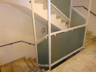 Eigentumswohnung (3 bis 4 Zimmer), Kfz-Stellplatz (Tiefgarage) in Allescherstraße 21, 81479 München - Bild 2