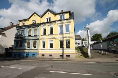 Mehrfamilienhaus in Katternberger Straße 28, 42655 Solingen - Bild 1