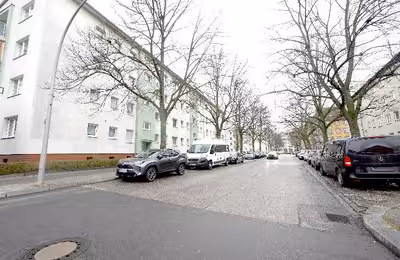 Eigentumswohnung (1 bis 2 Zimmer) in Wilhelmshavener Straße  6, 13581 Berlin - Bild 1