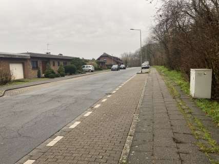 Bungalow und Garage in Duisburg - Bild 4