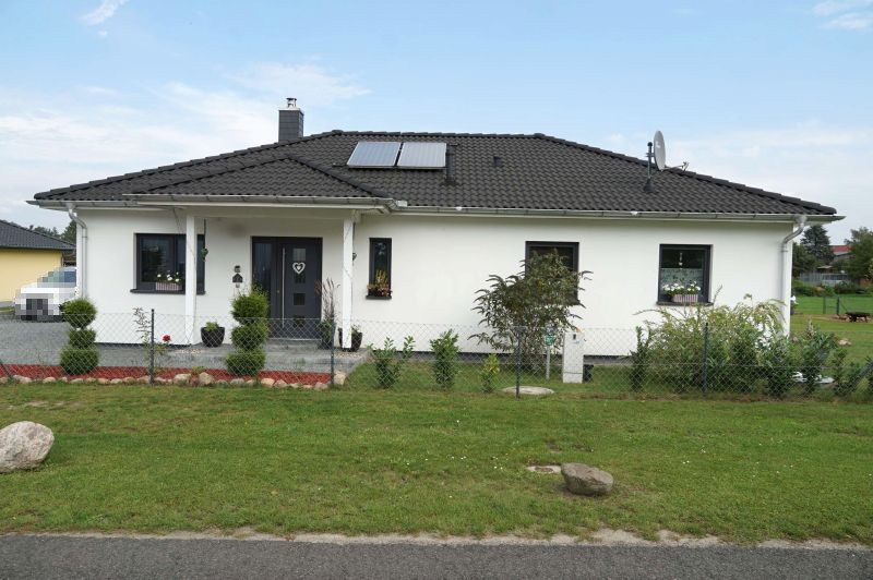 Einfamilienwohnhaus in Peenehagen - Bild 1