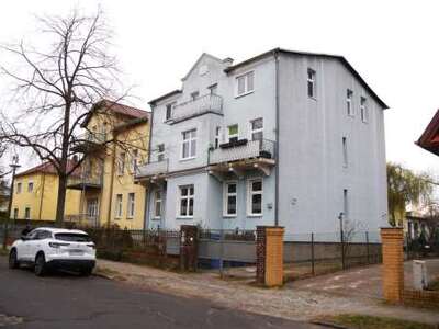 Mehrfamilienhaus in Röbellweg  70, 13125 Berlin, Buch - Bild 1