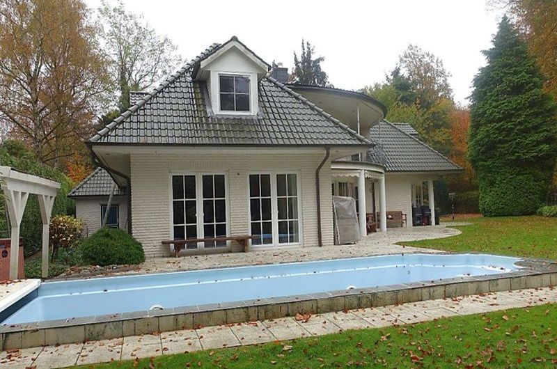 Wohnhaus nebst Doppelgarage in Hamburg - Bild 2