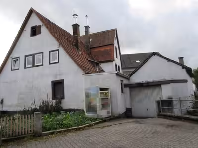 Mehrfamilienwohnhäuser,  Nebengebäude, Betriebsgebäude u.a. in Ortsstraße 8, 10, 69168 Wiesloch - Schatthausen - Bild 2