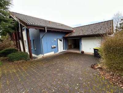 Zweifamilienhaus in Brahmsstraße 17, 32816 Schieder-Schwalenberg, Brakelsiek - Bild 1