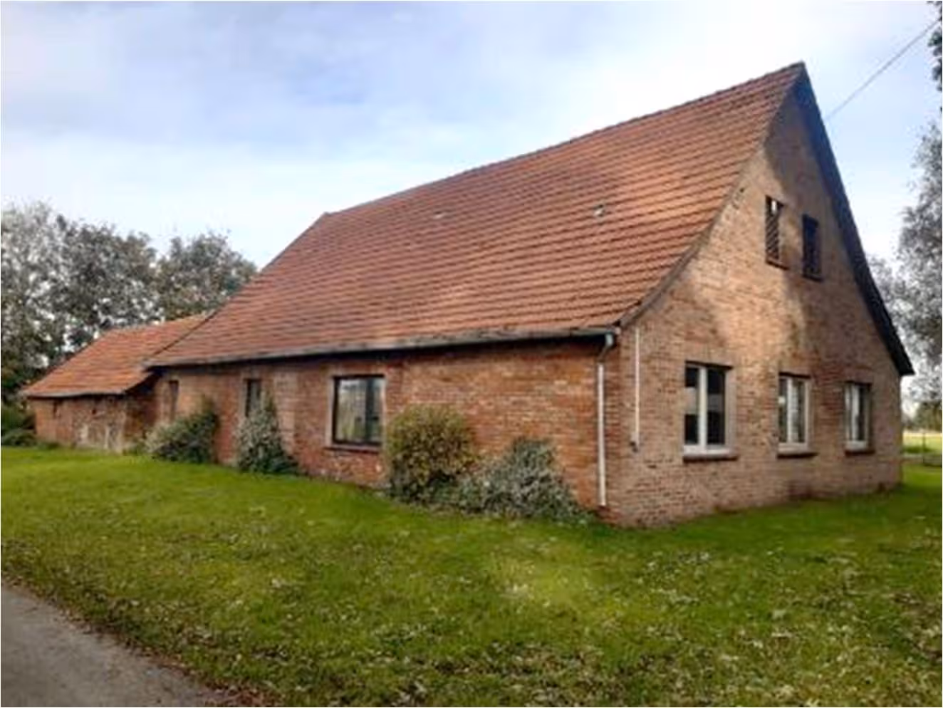 Einfamilienhaus und 2 Schuppen in Stemwede - Bild 1
