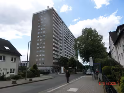 Eigentumswohnung (3 bis 4 Zimmer) in Mittelstraße 112, 53757 Sankt Augustin, Menden - Bild 1