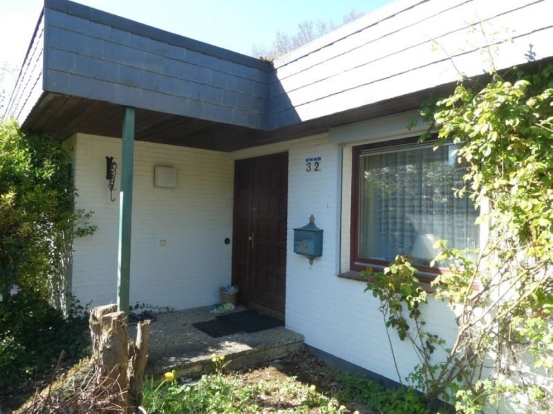 Einfamilienhaus mit Garage in Hamburg - Bild 1