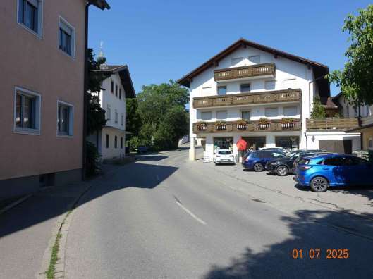 Zwei- bis Dreifamilienhaus in Edling - Bild 3