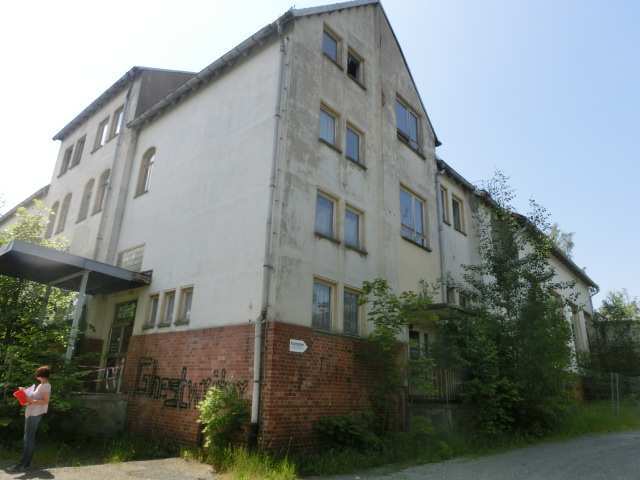 Wohn-/Geschäftshaus, ehemals Hotel mit Gaststätte, Anbau Heizungsgeb. u. 5 PKW-Reihengaragen in Plauen - Bild 2