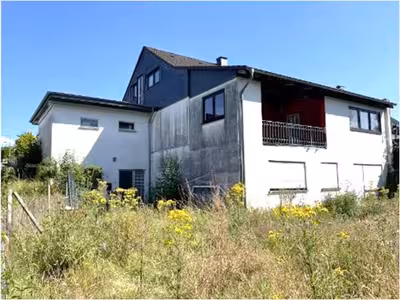 Eigentumswohnung (3 bis 4 Zimmer), 2 Eigentumswohnungen in einem Zweifamilienhaus (OKAL-Fertighaus mit nachträglichem Dachaufbau und Erweiterungen) in Ernst-Reuber-Weg 15, 51580 Reichshof, Hunsheim - Bild 2