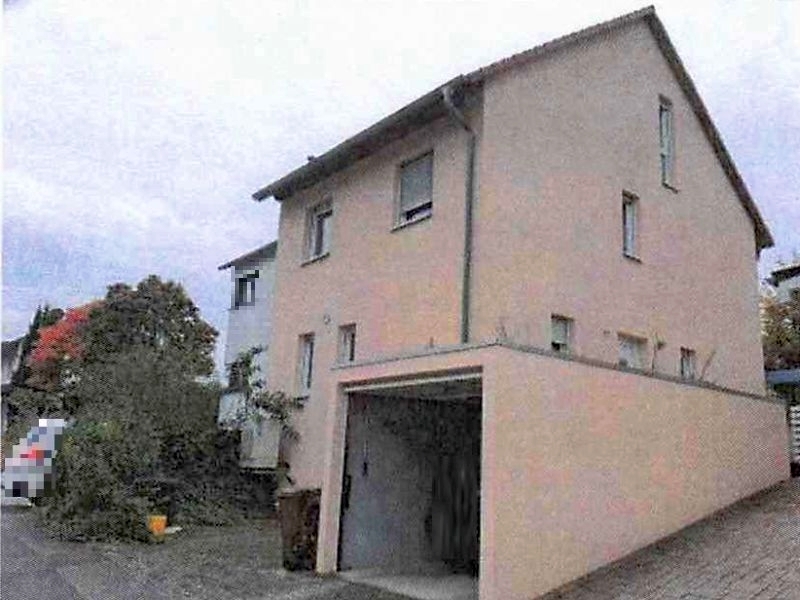 Doppelhaushälfte mit Garage in Vaihingen an der Enz - Bild 3