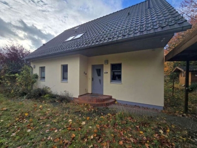 1/2 Miteigentumsanteil an Einfamilienwohnhaus mit Nebengebäuden in Margarethe-Lachmund-Straße 16, 17493 Greifswald - Bild 1