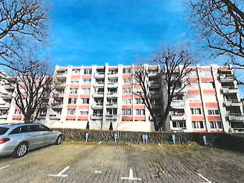 3-Zimmer-Wohnung mit Tiefgaragenstellplatz in Ludwigsburg - Bild 2