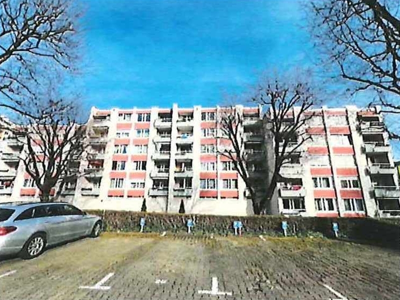 3-Zimmer-Wohnung mit Tiefgaragenstellplatz in Ludwigsburg - Bild 2