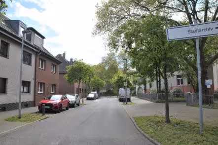 Kfz-Stellplatz, Eigentumswohnung (3 bis 4 Zimmer) in Oberhausen - Bild 4