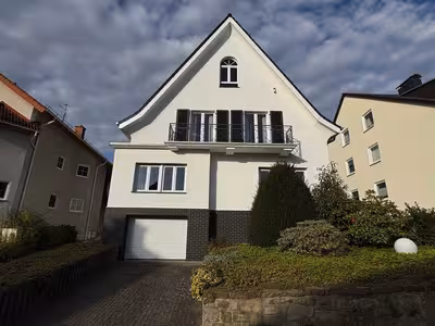 Wohnhaus mit Garage in An der Hellrüsche 11 a , 32105 Bad Salzuflen - Bild 1