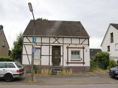 unbebautes Grundstück, Garage, Einfamilienhaus in Saarstraße 34, 45663 Recklinghausen - Bild 1