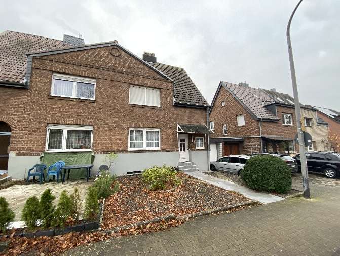 Garage, Doppelhaushälfte in Liblar - Bild 2