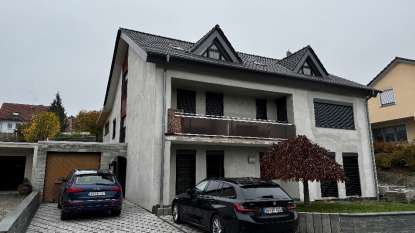 Wohnhaus mit 3 Wohneinheiten und Garage in Erlenbach bei Marktheidenfeld - Bild 1